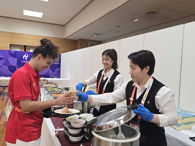 Ấm áp những tấm lòng Việt