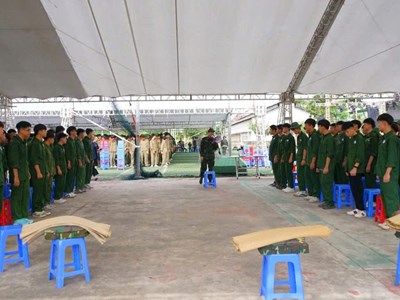 Những trường hợp được miễn, hoãn học Giáo dục quốc phòng và an ninh