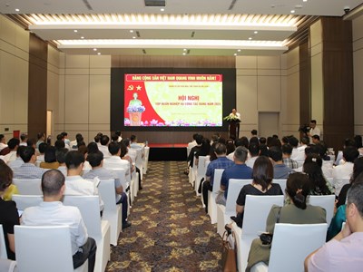 Hơn 200 đại biểu tham dự Hội nghị tập huấn nghiệp vụ công tác Đảng năm 2024