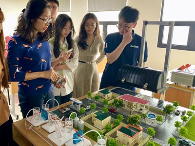 Thế hệ trẻ cần trang bị gì trước làn sóng thất nghiệp?