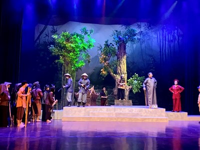 Góc nhìn chân thực về người nông dân trong cách mạng