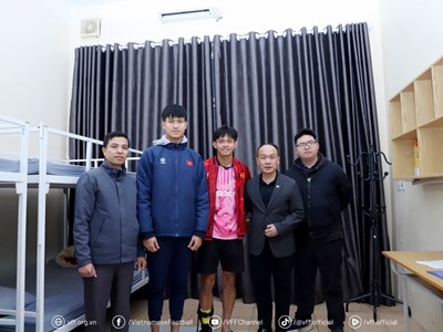 Lãnh đạo LĐBĐ Việt Nam thăm các cầu thủ U23 Việt Nam bị chấn thương