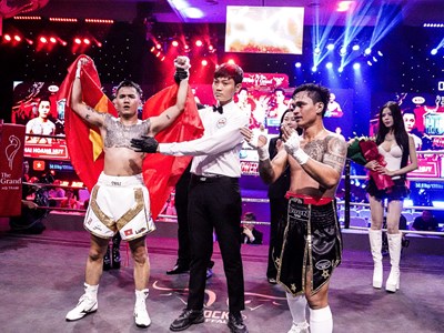 Hoàng Huy knock-out đối thủ, 3 võ sĩ Việt Nam thi đấu ấn tượng