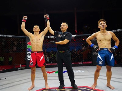 Học trò Johnny Trí Nguyễn thắng knock-out võ sĩ Philippines chỉ sau 2 phút