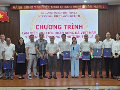 Sơn La tìm hướng phát triển bền vững cho bóng đá nữ