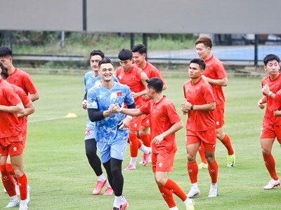 ĐT Việt Nam trở lại sân tập, dồn sức cho màn tái đấu Thái Lan