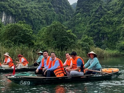 Định vị lại du lịch trong cấu trúc phát triển quốc gia và yêu cầu cấp bách hoàn thiện thể chế