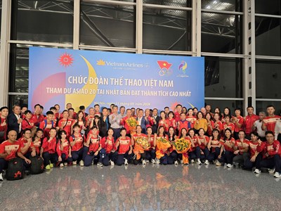 Đoàn Thể thao Việt Nam dự Lễ thượng cờ ASIAD 20 ngày 18.9