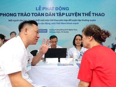 Kiểm tra sức khỏe, khám sàng lọc cho hơn 2.500 lượt người tại Lễ phát động phong trào toàn dân tập luyện thể thao