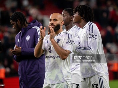 Man United đánh mất bản lĩnh trong trận hòa Tottenham