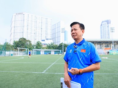 HLV Hoàng Anh Tuấn muốn U15 Việt Nam phát huy sự sáng tạo tại sân chơi thế giới