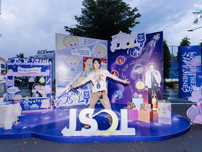 JSOL thắng bình chọn cosplay trước concert “Hẹn giữa tinh hà”