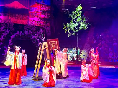 “Ninja Magic Show”: Sự kết hợp đầy ấn tượng giữa xiếc Việt Nam và ảo thuật Nhật Bản