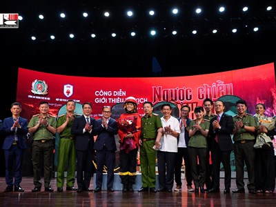 Nhà hát Kịch Việt Nam biểu diễn tri ân lực lượng cảnh sát phòng cháy, chữa cháy