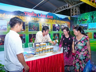  Lan tỏa giá trị truyền thống tốt đẹp của gia đình