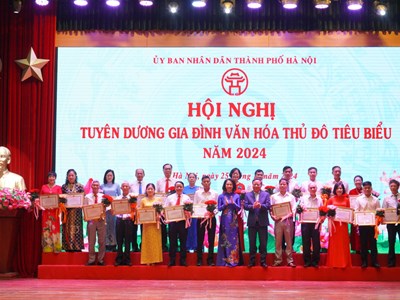 Hà Nội tuyên dương 80 Gia đình Văn hóa tiêu biểu nhân ngày Gia đình Việt Nam