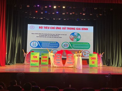 Quản lý tài chính gia đình: Bí quyết giữ gìn hôn nhân hạnh phúc