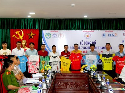 Khởi động Giải bóng đá 7 người Cúp doanh nhân trẻ 2024