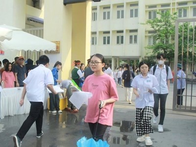 Một thí sinh thi chuyên Lam Sơn phúc khảo từ 1 lên 9 điểm