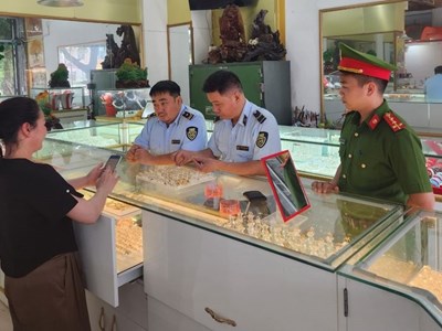 Bán hàng giả mạo nhãn hiệu, công ty vàng bạc nổi tiếng ở Thanh Hoá bị phạt hơn 200 triệu đồng  