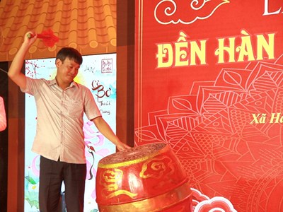 Khai hội đền Hàn Sơn - đền Ba Bông