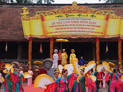 Xây dựng tỉnh Thanh Hóa giàu đẹp, kiểu mẫu, trung tâm văn hóa lớn của khu vực và cả nước