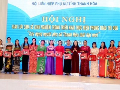 Phát huy vai trò của phụ nữ trong xây dựng, phát triển văn hóa