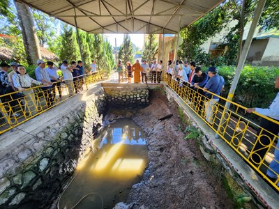 Khảo sát Di chỉ khảo cổ học Đông Sơn