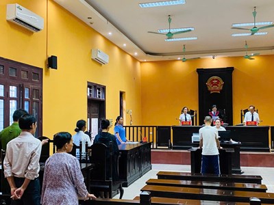 15 tháng tù cho người con ngược đãi cha mẹ 