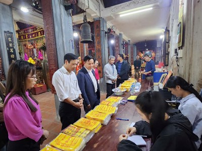 Đẩy mạnh tuyên truyền bản sắc văn hoá truyền thống trong lễ hội