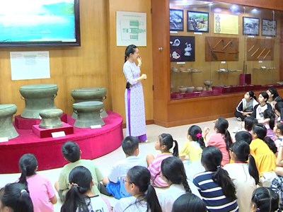 Nơi “chắp cánh” tình yêu văn hóa, lịch sử cho học sinh, sinh viên