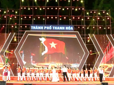 Lắng đọng Chương trình nghệ thuật “60 năm - Bản hùng ca Hàm Rồng”