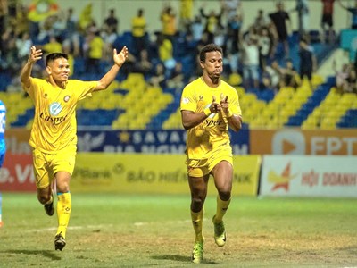 Lucas Ribamar lập hat-trick, Đông Á Thanh Hoá chấm dứt chuỗi 13 trận không thắng