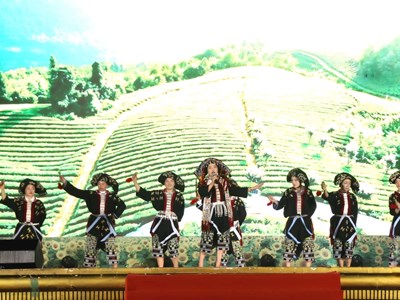 Câu lạc bộ văn nghệ mường, bản xứ Thanh hút du khách