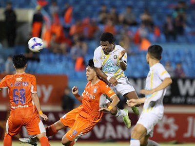 Mục tiêu 3 điểm để trở lại đường đua