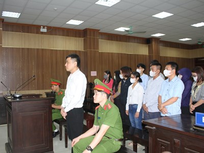 Nguyên Giám đốc Văn phòng đăng ký đất đai Sầm Sơn lĩnh 4 năm tù vì nhận hối lộ