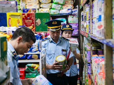 Thanh Hóa mở đợt cao điểm chống buôn lậu, hàng giả 