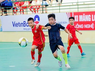 Gần 50 đội bóng tranh tài tại Giải Bóng đá Nhi đồng Báo Thanh Hóa lần IV 