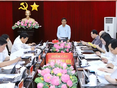 Xóa nhà tạm, vận hành chính quyền mới vì dân