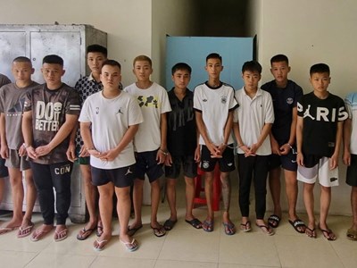 14 đối tượng vác hung khí chém người, bị tạm giữ khẩn cấp