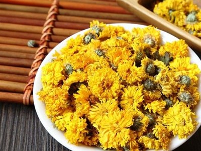 Thanh Hóa thu hồi khẩn lô dược liệu Cúc hoa vàng vi phạm chất lượng