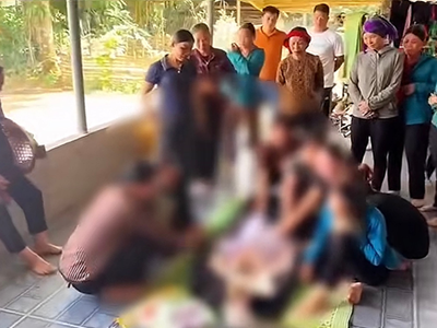 Lời xin lỗi muộn màng của người mẹ để mặc con gái 4 tuổi cho gã nhân tình bạo hành tử vong