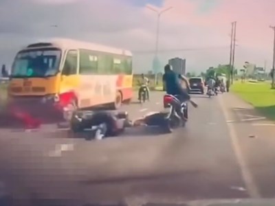 Thái Nguyên: Xe máy lấn làn tông trực diện đầu xe buýt