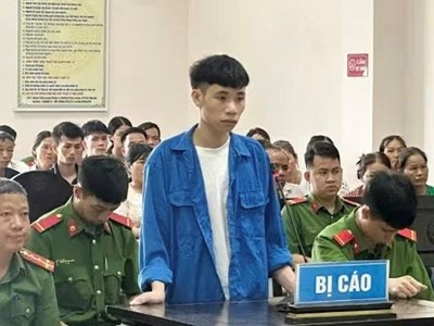 Tử hình kẻ cầm dao đoạt mạng hai người do mâu thuẫn tình cảm