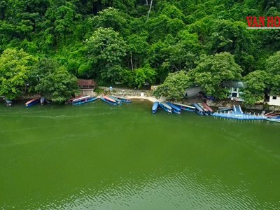 Loạt bến thủy phục vụ khách tham quan hoạt động trở lại tại hồ Ba Bể
