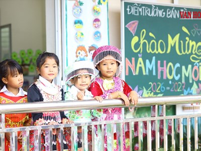 Sắc màu văn hóa trong ngày khai giảng giữa núi rừng Thái Nguyên