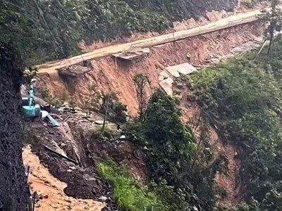 Lào Cai di dời loạt hộ dân khỏi khu vực sạt lở