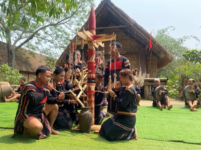 Tập huấn chuyên môn, nghiệp vụ truyền dạy văn hóa phi vật thể các dân tộc