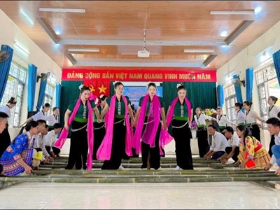 Gắn phong trào văn hóa, văn nghệ với phát triển du lịch cộng đồng