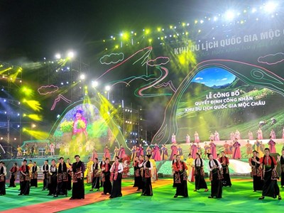 Du lịch Sơn La đạt doanh thu 3.560 tỉ đồng trong 6 tháng đầu năm